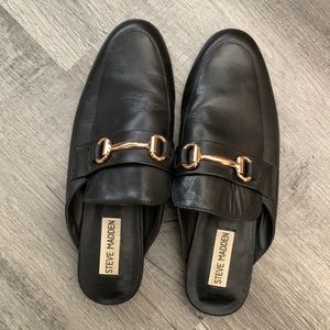 Steve Madden black flat miles